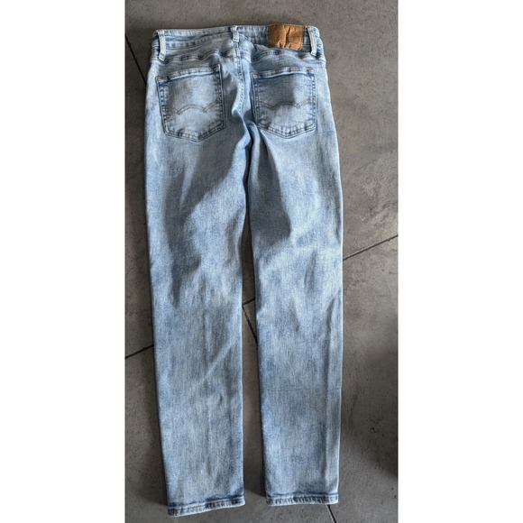 American Eagle Outfitters Women Light Wash Acid Wash Denim Jeans Size 28x30 - Picture 3 of 9